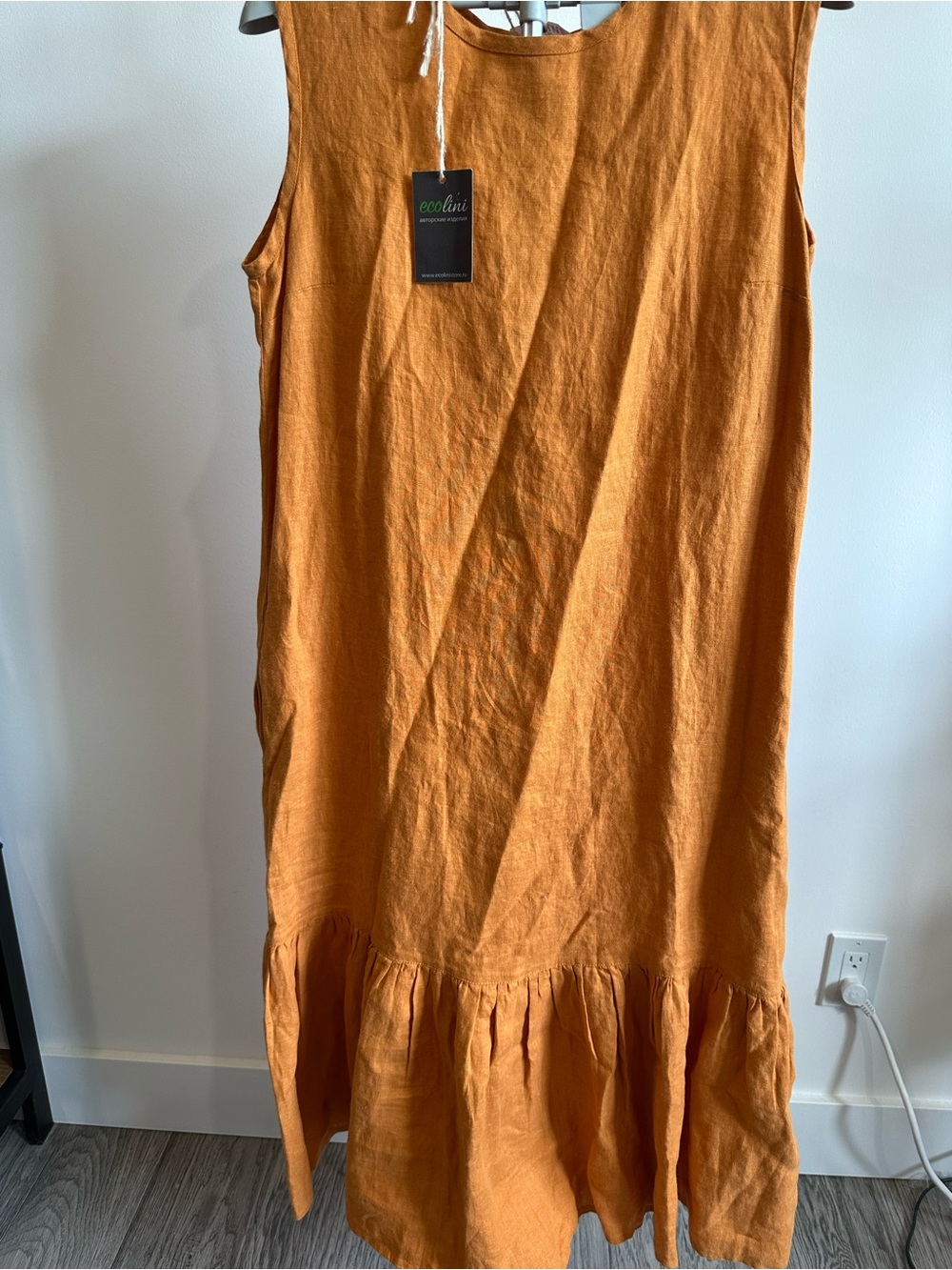 100 % Linen Sleeveless Midi Dress in Orange